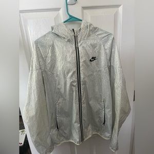 Nike Rain / Wind Breaker Jacket